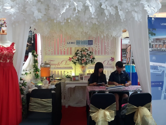 Fanny & Olive House of Decorations Pameran 02