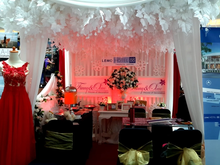 Fanny & Olive House of Decorations Pameran 13